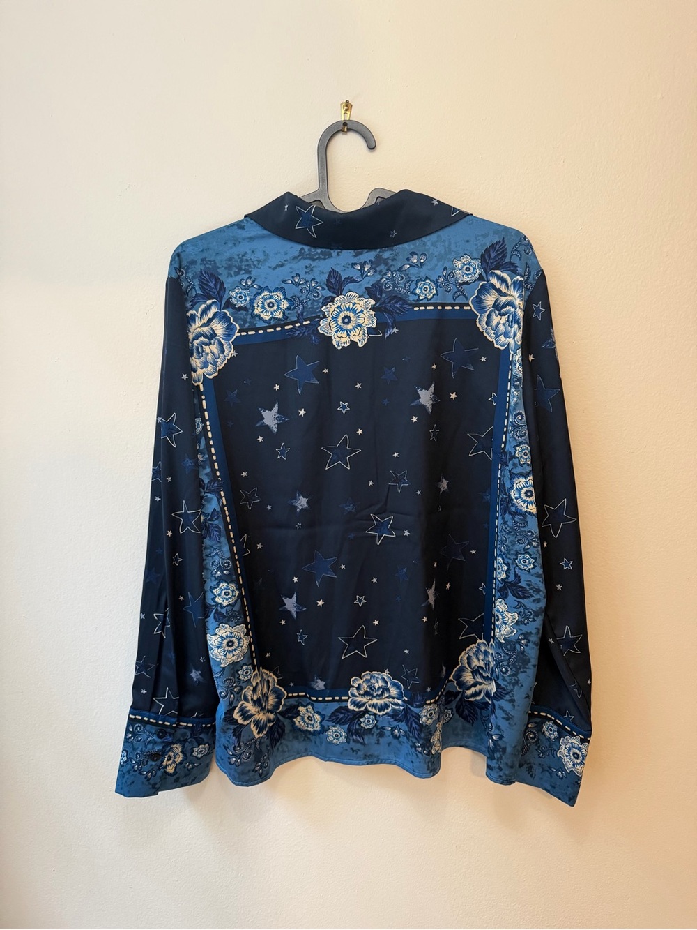 Rachel Zoe Navy and Light Blue Floral Star-Print Button Down Blouse - Picture 2 of 3